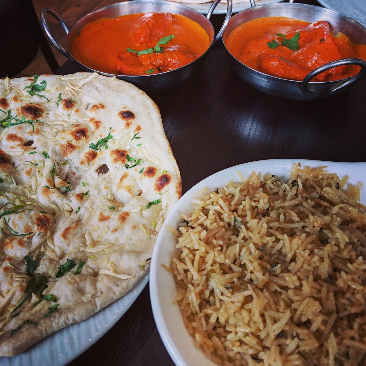 FloMakeMyTrip's tweet photo. Bonne Chandeleur à tous, moi je mange indien ce midi 🇮🇳 et c'est un vrai régal. 🎉
#cassagedebide #yummy #food https://t.co/rYxoFKumib