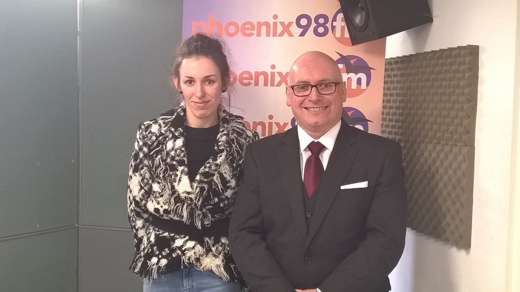 luckybitches's tweet photo. Thank you to @_CaraWhite_ Andrew from @BwdCommPrint #timetotalk @phoenixfm https://t.co/bEwYmEthYV