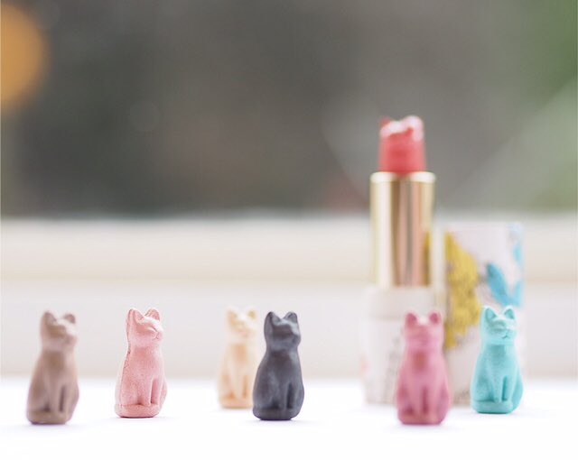 cutepuma's tweet image. 폴앤조 미쳤냐!!!!!!!!!!!!!!
15주년 기념 컬렉션이라고 합니다...
아이섀도우 이구요....
#지구뿌시고 싶다
.
출처: britishbeautyblogger.com