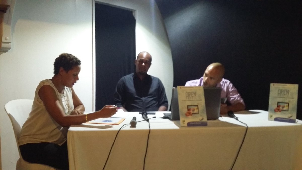 Mycho's tweet photo. #opencoffeegpe #8 - on parle de #référencement et #géolocalisation avec @Albicep & @psychoz971. Modératrice: Sylvine Némorin @CCIGuadeloupe https://t.co/ae1TysJpgx