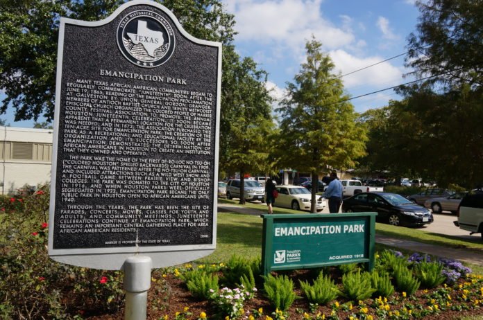 defendernetwork's tweet photo. .@EEDCHouston receives $460K to fund seven “early impact projects” community impact projects https://t.co/0tbZLHGMv7 https://t.co/2RdLcm9Gx5