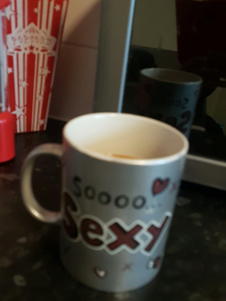 Amyminxx's tweet photo. A nice hot cuppa 👌 so tired today late night x https://t.co/vsRKvxeqOk