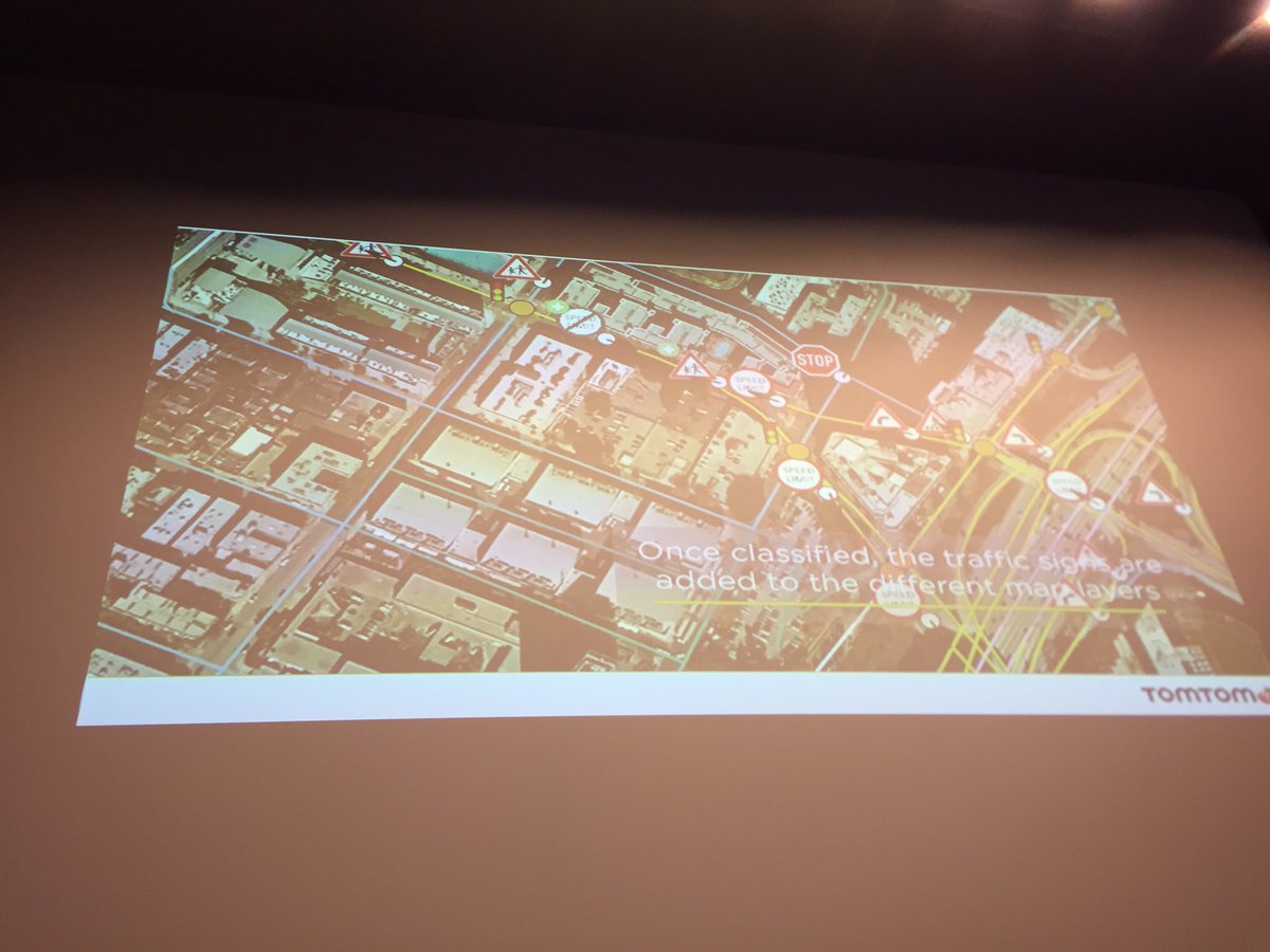 ConnecteDriver's tweet photo. traffic sign classifier AI @TomTom #cdsm2017 https://t.co/ZYhgrG16Fi