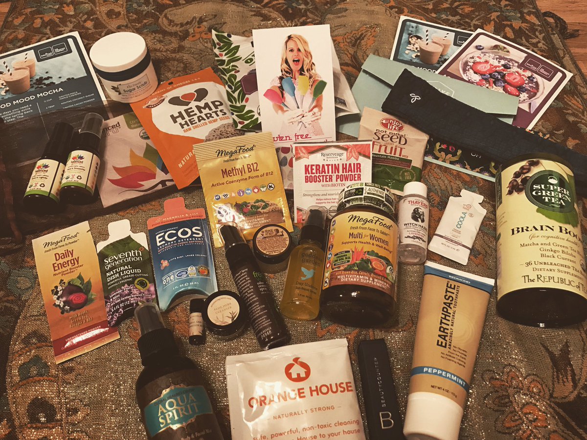 cornfedvegan's tweet photo. Won an awesome package from @GlutenFreeEmily She wasn't kidding when she said her giveaways are amazing. #solucky https://t.co/WC2n2sXlhj