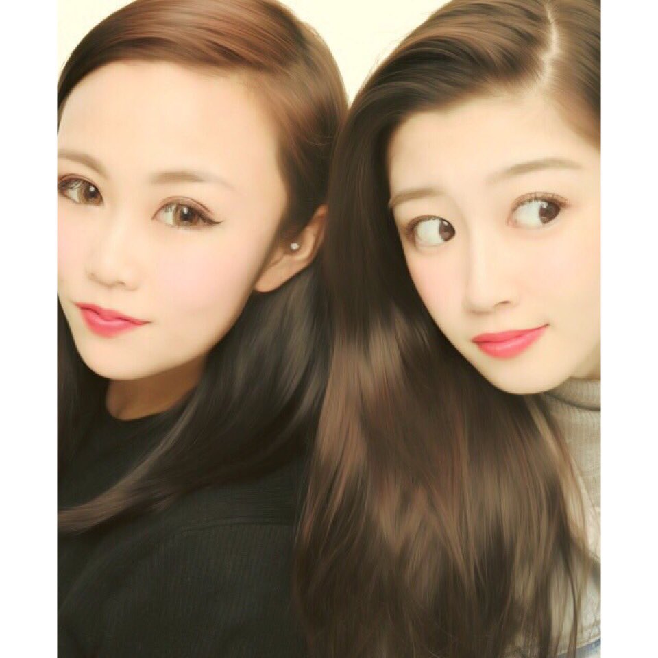 Sychs_xx_'s tweet photo. 地元でプリクラとかいつぶり🤳🏾♡

瞳音たのしかたよ〜♥️♥️໒꒱*॰ 
しかしノドいたすぎー🤙🏾😂 https://t.co/J6SGdnFnC9