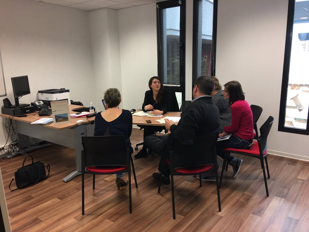 J_Sanfilippo's tweet photo. [2/2] Forum des prestataires à @pole_emploi #PerpignanPolygone ➡️ 5 ateliers : #ActivCrea #ActivEmploi #ActivProjet #ECCP et @emploistore 👍 https://t.co/gyVBvSTkKc