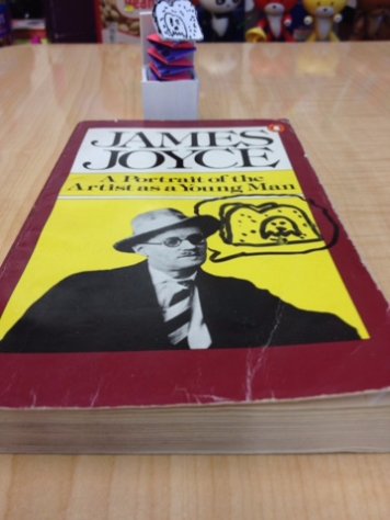 xToastGhostx's tweet photo. happy 135th birthday to James Joyce! he would be proud of the lyrical qualities of #TOASTGHOST. STATELY, PLUMP TOAST GHOST https://t.co/hxMIVVDug1