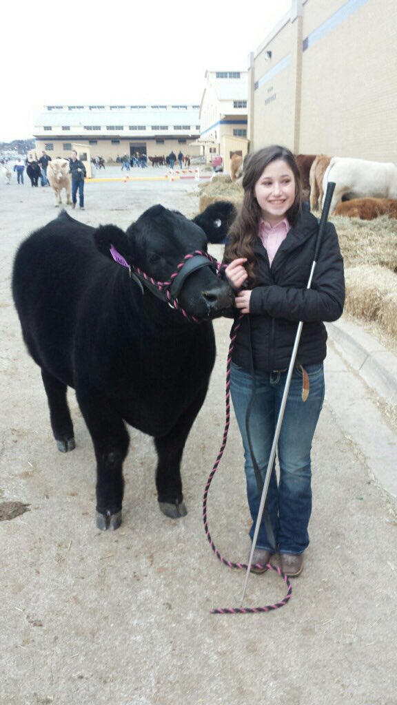 FranklinISD's tweet photo. Good luck to Lauren at Fort Worth this cold morning. #fhsffa @fwssr https://t.co/kgTaCiVTw1