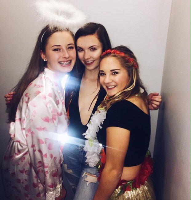 brigriffin15's tweet photo. Happy Birthday morgs💋 Love youu &amp; Now that you're 'legal' we can continue to party🤗 Soo hull? https://t.co/tENXUz0Dd6