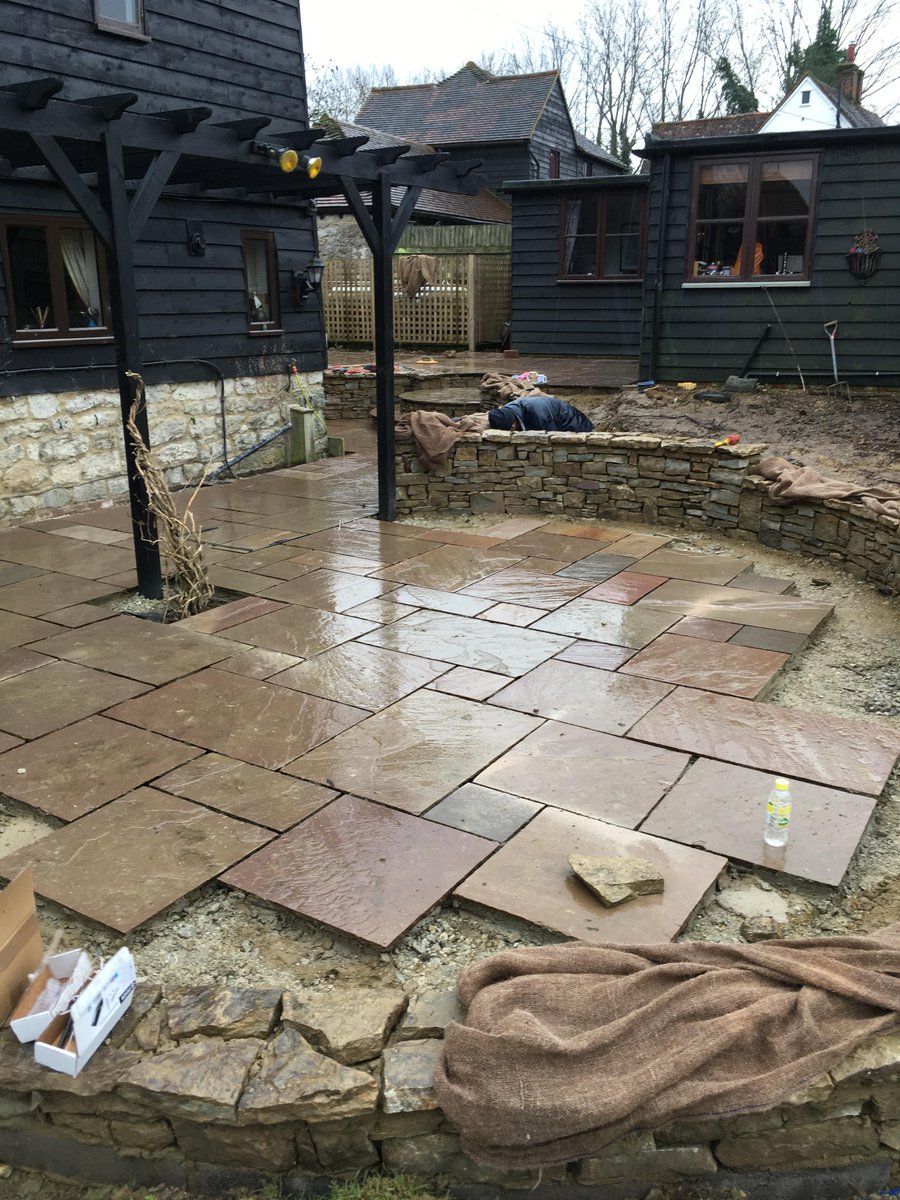 OpenviewLand's tweet photo. Our local site in #Loose #Maidstone is really coming along this the stone walls and paving looking great even in this weather @hsrlnwrh123 https://t.co/hyEA5TCWCg