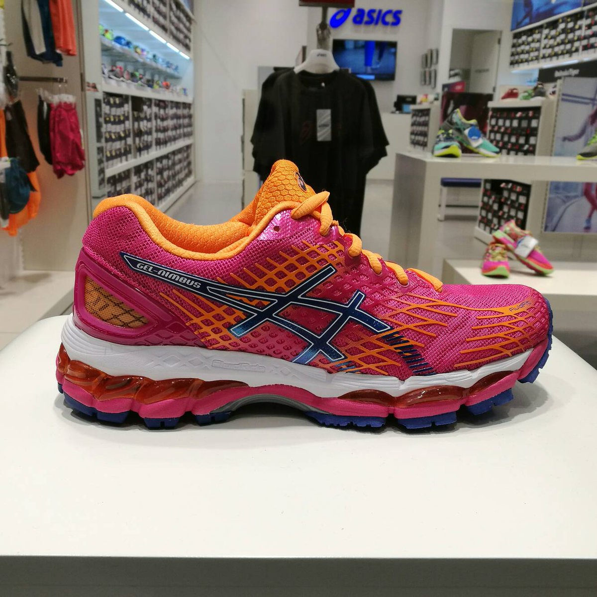 onitsuka tiger marquee mall