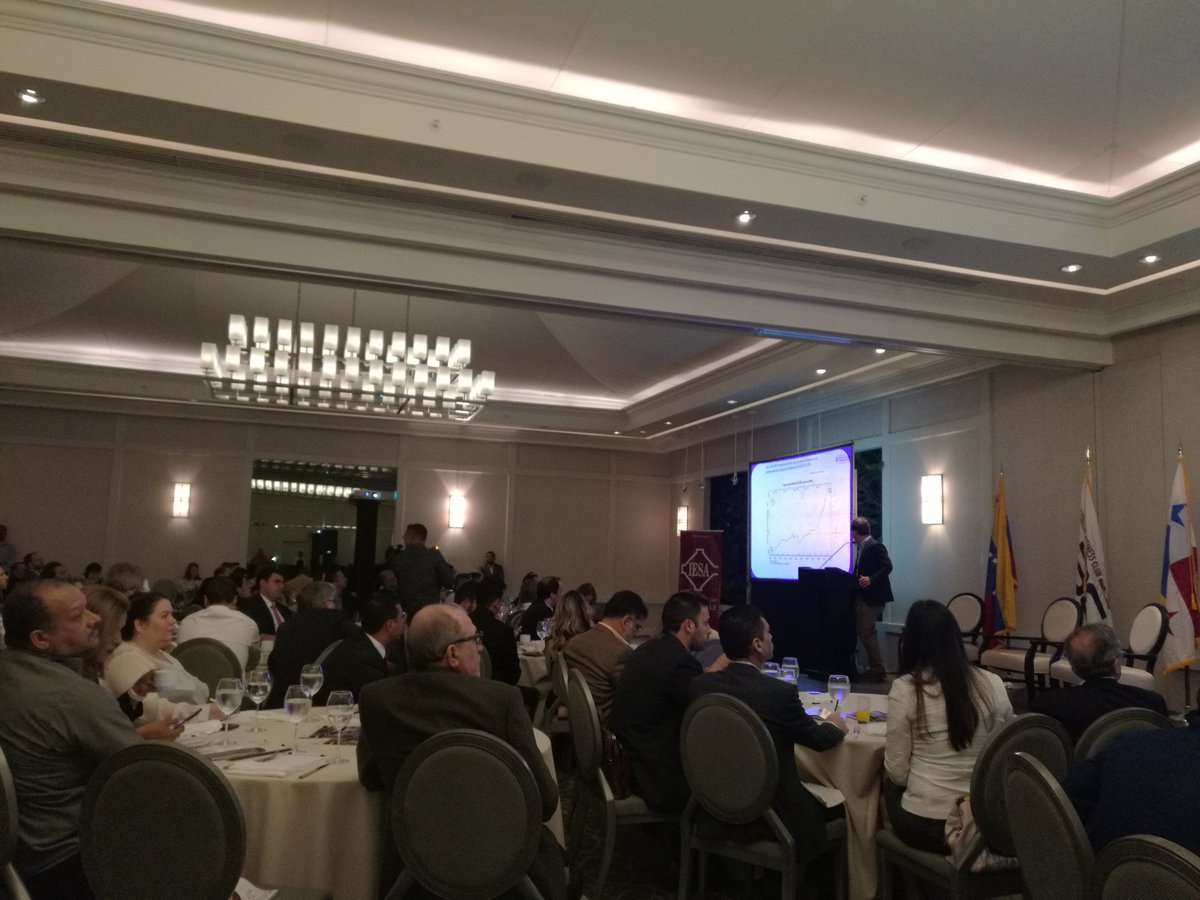 istvensa's tweet photo. Foro y Networking "Panamá está creciendo" inició de la mano con @vbcpanama #panamacrece https://t.co/npS1OSSyHp