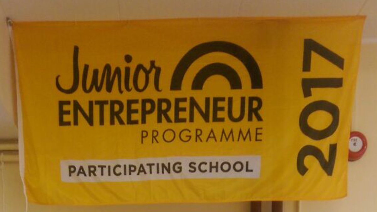 Delighted to be part of the Dragons Den panel at <a href="/BallyliffordPS/">Ballylifford PS</a> with local entrepreneurs <a href="/theshed10/">The Shed10</a>  and Gary Higgins. #enterprisemidulster