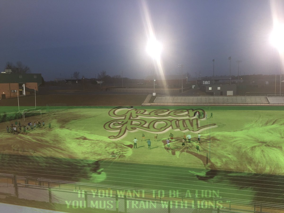 Trickman44's tweet photo. 38 finished week one in Ed Bryant! #GreenGrowl #L17ons https://t.co/7HnjkPoJgi