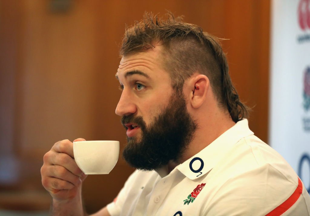 BBCSport's tweet image. Broken your leg?

Just drink milk!

England prop Joe Marler reckons he's living proof that it works. 

➡️ bbc.in/2jZvdSO
