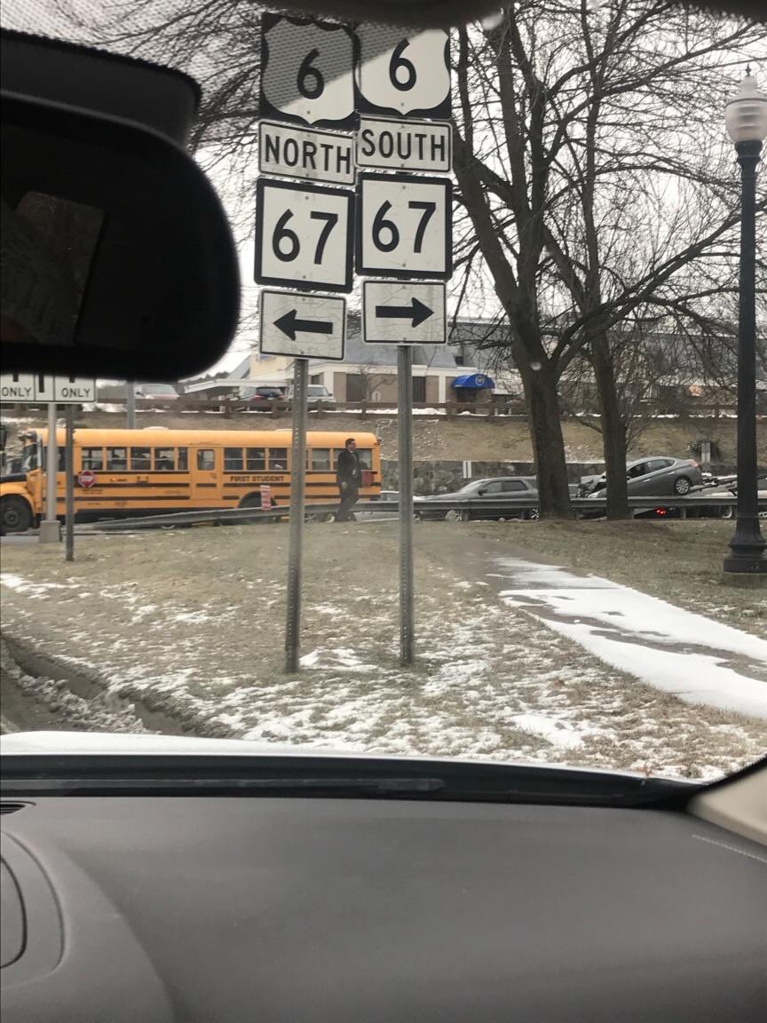 HannaMordoh's tweet photo. #ForstLook at the school bus #crash in #Southbury on Main St. / no injuries @NBCConnecticut #NBCCT https://t.co/aL7SUgKgPz