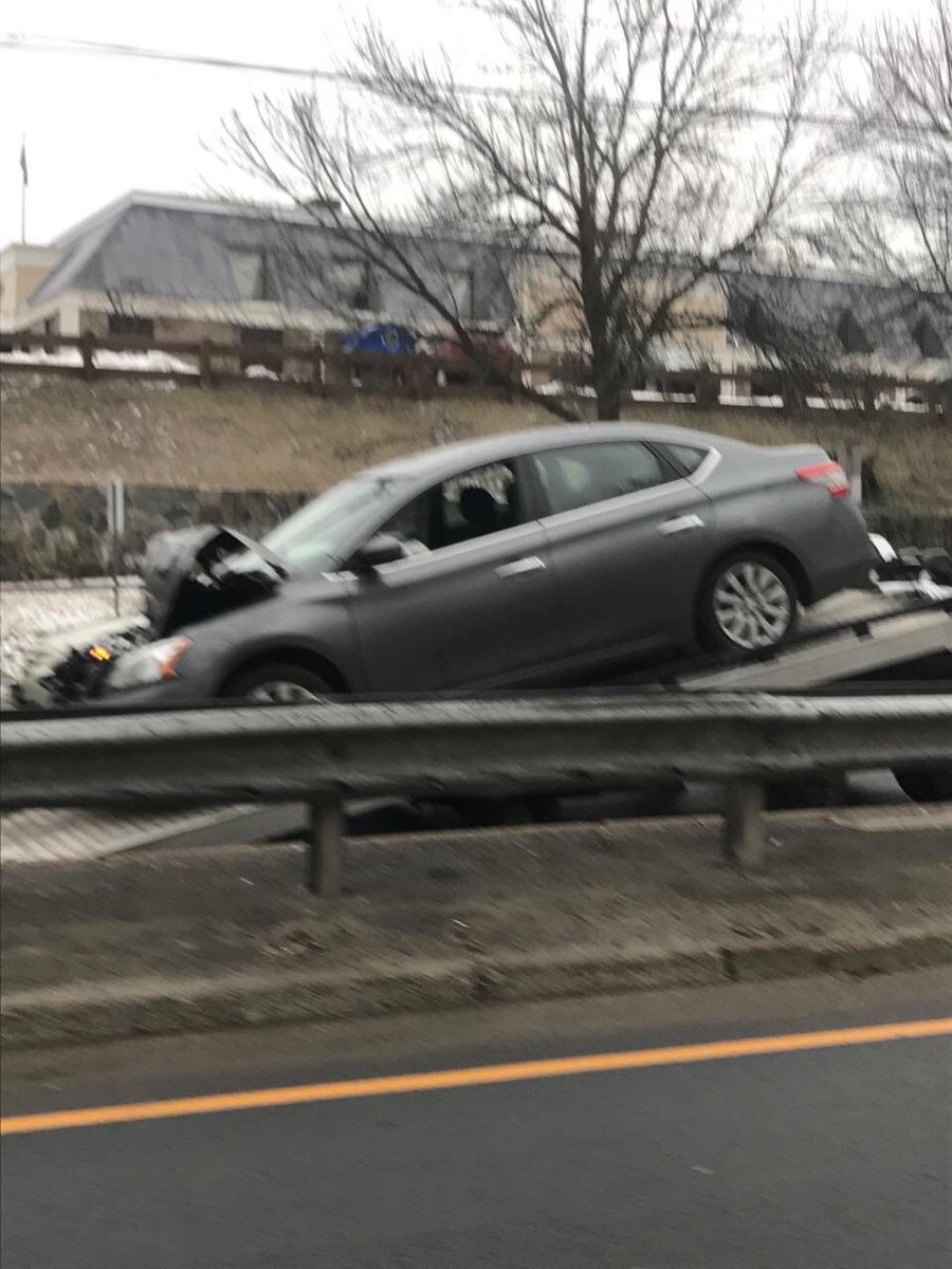HannaMordoh's tweet photo. #ForstLook at the school bus #crash in #Southbury on Main St. / no injuries @NBCConnecticut #NBCCT https://t.co/aL7SUgKgPz