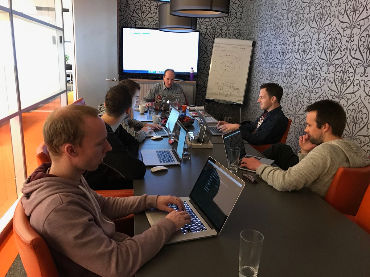 amimpact's tweet photo. Onze ontwikkelaars worden deze middag weer een stukje slimmer door een Angular cursus door @PeterKassenaar https://t.co/yvAjHpNIAZ