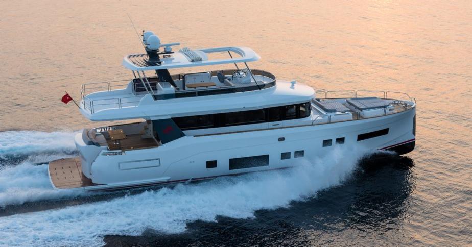 YACHTemoceans's tweet image. New Sirena 64 #motoryacht debuted at #boot2017 yachtemoceans.com/new-sirena-64-… #yacht #jacht #luxury #luxuryyacht