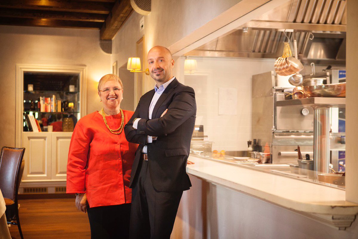 Paoletta_F's tweet photo. #Orsone: il ristorante friulano di Lidia e Joe Bastianich riapre i battenti con novità sia nell'allestimento sia nel menù https://t.co/KmLRiacAnV