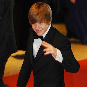 biebspurpose's tweet photo. he looks like 4 different people and i love them all https://t.co/M04RYUmNiW