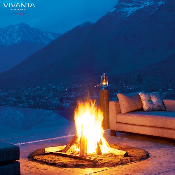 VivantaHotels's tweet photo. Elegance never goes out of style!
Experience heaven on Earth when you stay at #DalView, #Srinagar: https://t.co/fudElPag1j https://t.co/BIx8RWzRO4