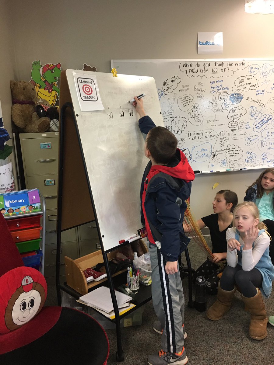 Teacherinatutu's tweet image. Will is leading our number talk this morning. #makinglandmark #friendlynumbers @wesDCSD