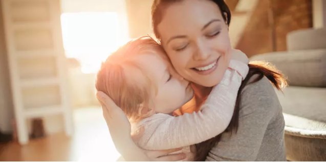 Being a mindful parent and being a mindful person are one and the same. Here's what you need to keep in mind bchbody.life/2jC5nIn