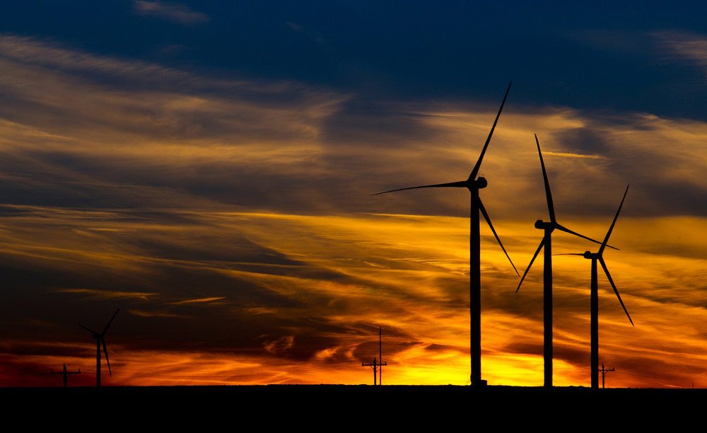 bp_UK's tweet photo. From #renewables to demographics - What are the six mega-trends that could shape the future of #energy? https://t.co/MFB0M5NEUi https://t.co/dmb1roKvzz