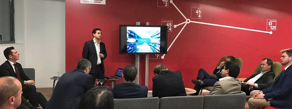 jmmougeolle's tweet photo. La disruption : on en parle avec @salesforce au #DCFone à l' @EMLYON https://t.co/8I07wFwWmq
