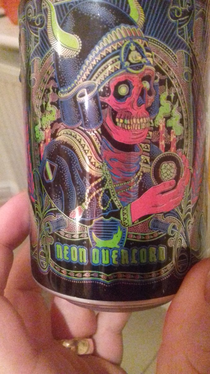 HopsRated's tweet image. Neon Overlord by @BrewDog is excellent.  Nice subtle mango flavour prior to the chilli kick #craftbeer