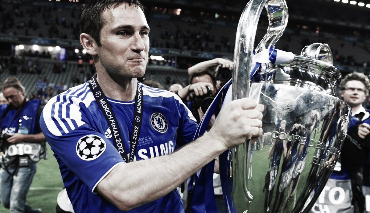 RLCXII's tweet photo. This man has been my idol for over half my life, truly believe he's one of the best to ever play the game. Much love #goodbyefrank 💙💙💙 https://t.co/ibSVIFwRKg