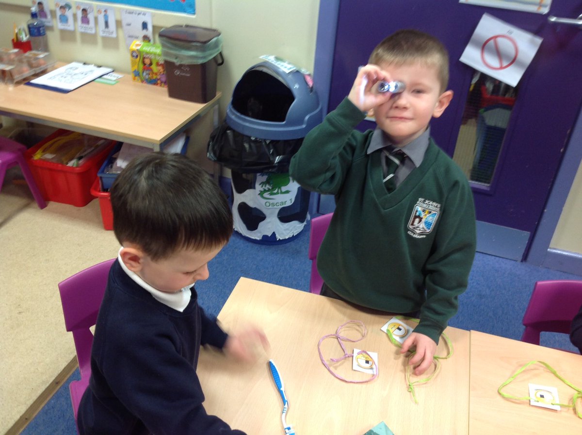 StJohnColeraine's tweet photo. Science Project in Primary One #CleaningTeeth #ThinkingPlanningDelivering #WellDoneP1 #StjohnsISwhereitsat https://t.co/jGdgT9Jg1x