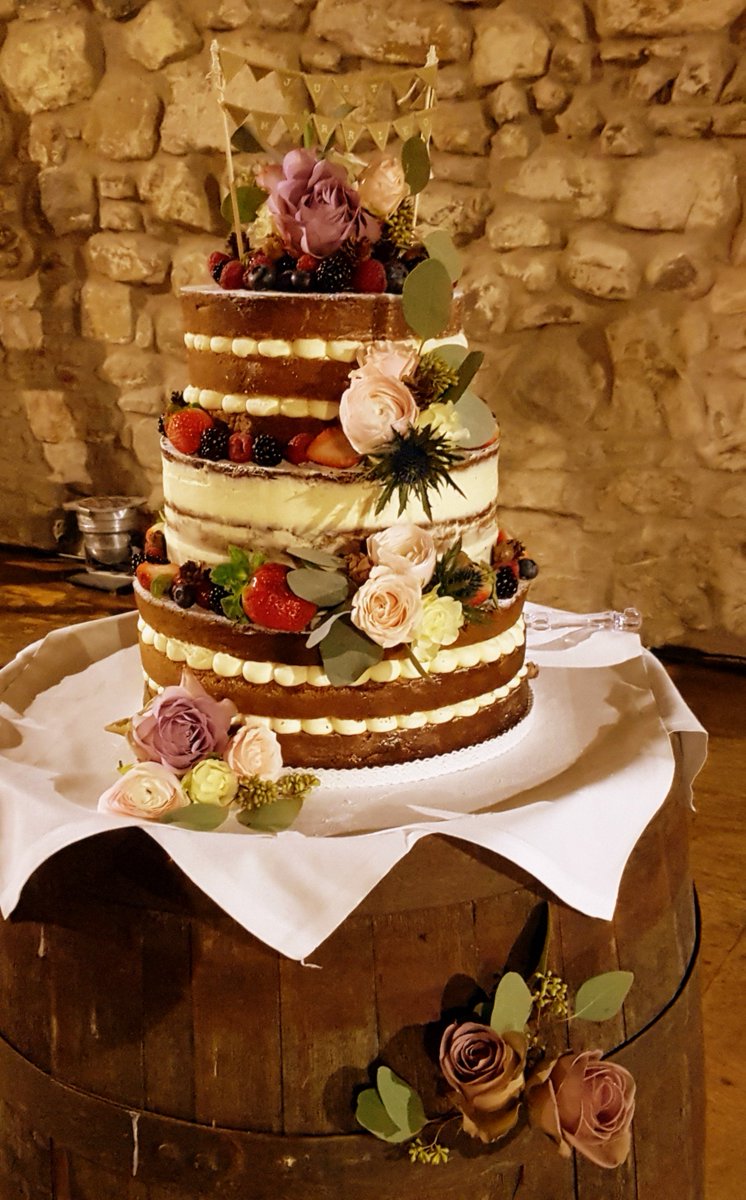 CakeLesley's tweet photo. #nakedweddingcake quotes today for #fifeweddingvenues including @cowshedcrail1 @univofstandrews @CamboEstate, and further afield https://t.co/xtwXDDE8HV