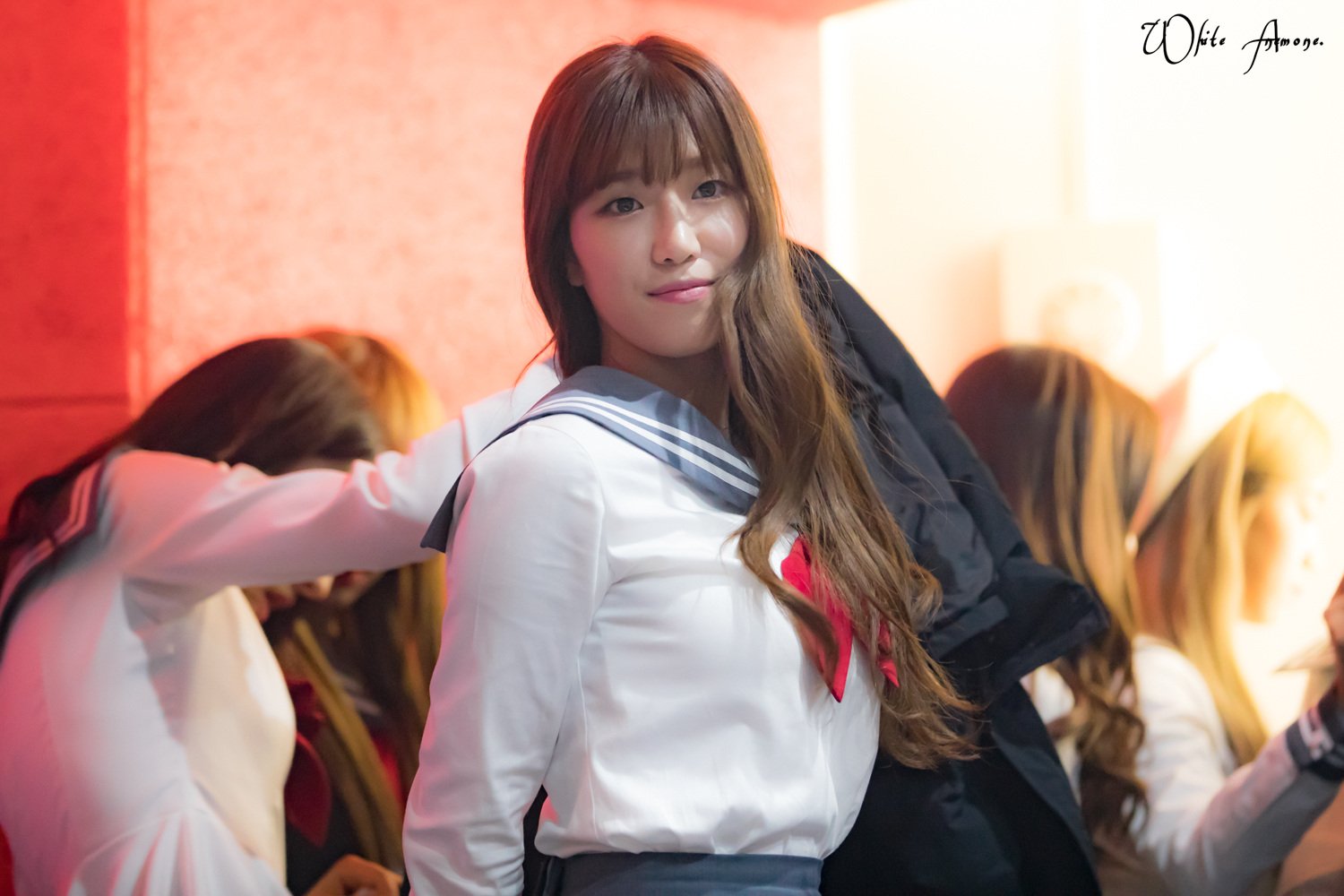 C3rAUSGUEAAyC8R.jpg:large