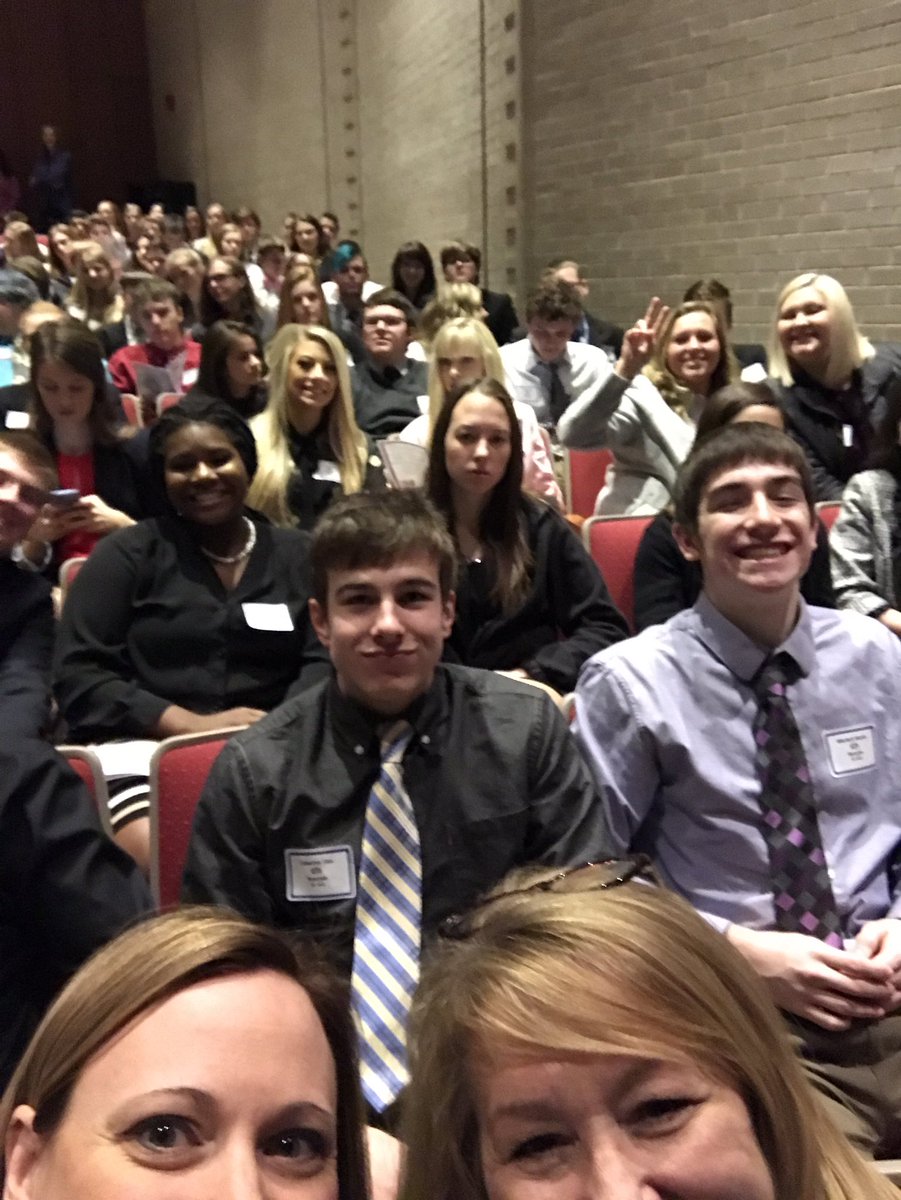 StaciRich999's tweet photo. @HesstonHighFBLA Here we go! Excited for our 74 kids today. Great opportunities to showcase abilities! #wetakeupentiresection #goswathers https://t.co/1wqzWPwMDk