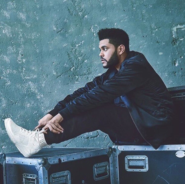 chxrrybell's tweet image. Hola, @los40Paraguay @JansenDiego votamos por Starboy de @theweeknd ft Daft punk  #TWPY #Del40al1ForParanas @Pyweeknd ⚡💙