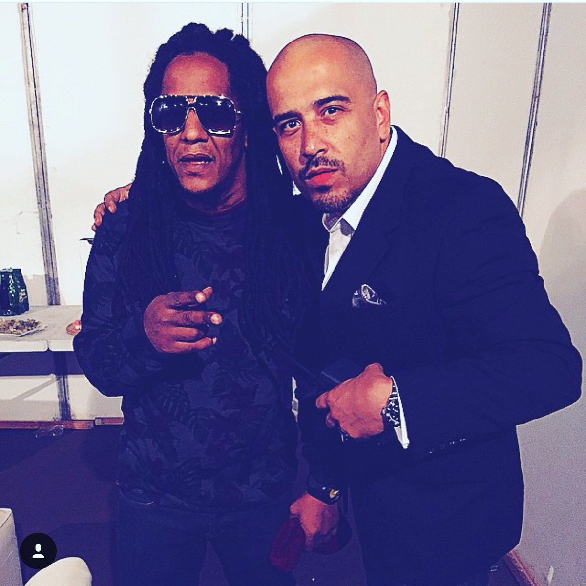 michaelmn95's tweet photo. #TBT #DomingoRamos aka #DMingo junto a su amigo #TegoCalderon #Musica @DmingoMusica @TEGOCALDERON https://t.co/ZdUQyTEQyZ