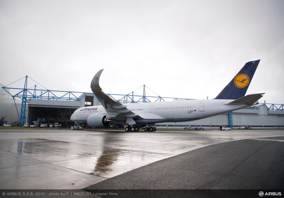 первый airbus. первый airbus. самолет beluga airbus 1. первый airbus. первый аэробус.