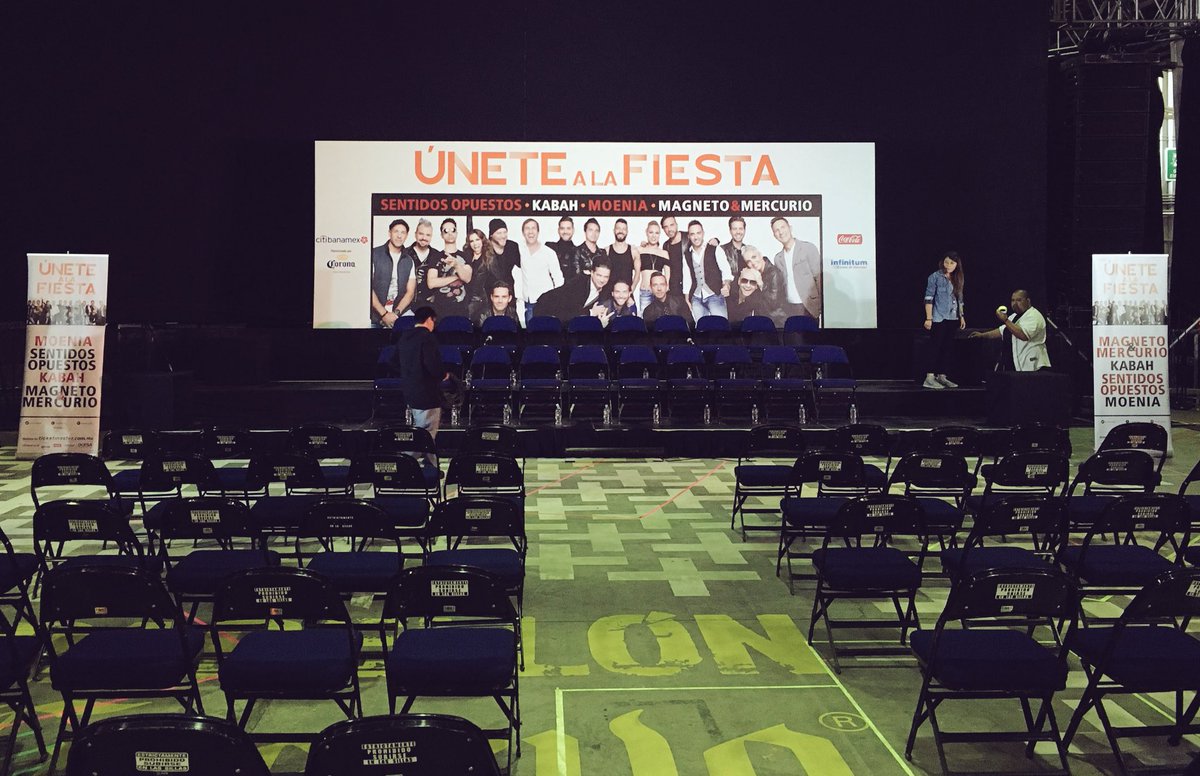 UneteFiestaOF's tweet photo. ¡Todos atentos! Ya estamos casi listos para iniciar la #ConferciaDePrensa de #Únetealafiesta 🙌🏻

RT si también ya estás listo en #Facebook✌🏼 https://t.co/C8fxGGoYiA