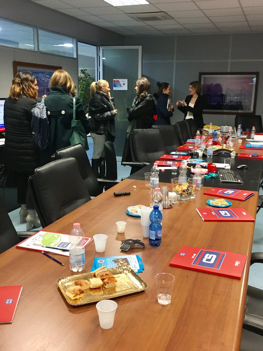 ContshipItalia's tweet photo. Conclusa la prima giornata della #portolab #academy 2017. Domani si riparte! Grazie a tutti i partecipanti e a chi ci a seguito in diretta! https://t.co/I6taF2PNoV