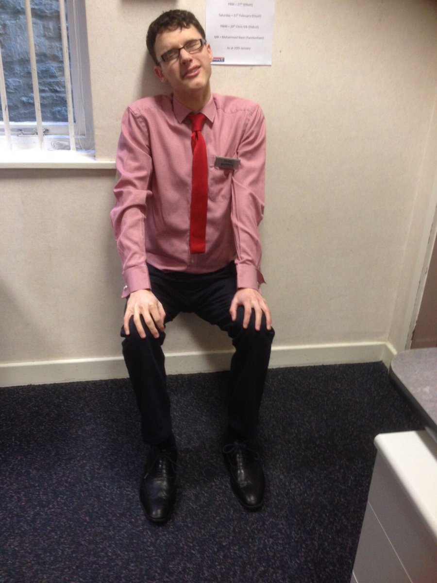 Favalli05's tweet photo. @pia_sullivan 1029 Squat challenge at #witney is tough at the top! Sam and Elliott really feeling the pain! @AlysonJohnsto16 @NBSSouthernEng https://t.co/ANBjqHh2Nq