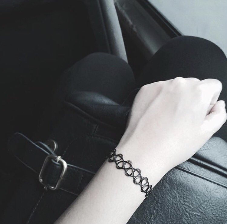 39sakuuuu's tweet photo. ฝากร้านหน่อยค่าา
Choker Set 90 bth
ทักดีเอ็มได้เยย ขายเอง ส่งเอง😳
IG : charliestuff_
Line : hongsul
#ฝากร้าน #HowtoPerfect #ripไอดอ #ตามทัก https://t.co/zDoWCJtQol