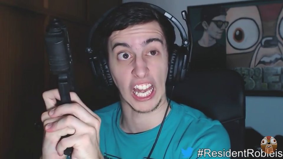 BydogOmg's tweet photo. @RobleisIUTU Cuando estas por terminar Resident Evil7 pero mueres y te habias olvidado de guardarlo y vuelves a empezar https://t.co/zQ7TX2pCeg