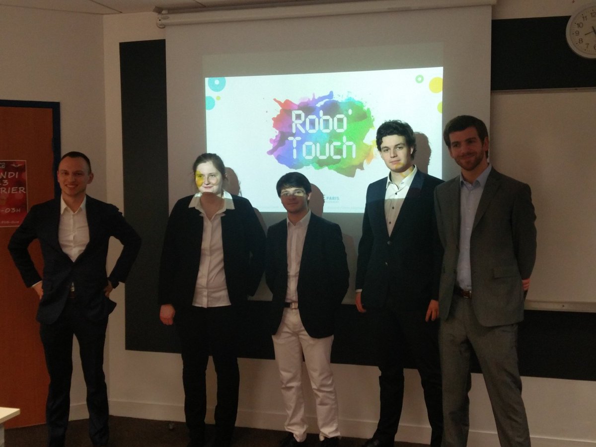 RoboTouch_ECE's tweet image. Fin de la #SoutenancePFE avec @FrankBietrix, @DO_Bouchez @3DModularSystem , et @PhilBennequin Merci à tous ! Maintenant le concours !