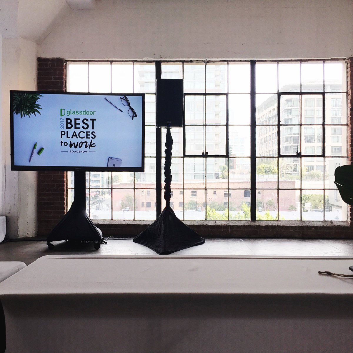 Work at Loot Crate tweet media