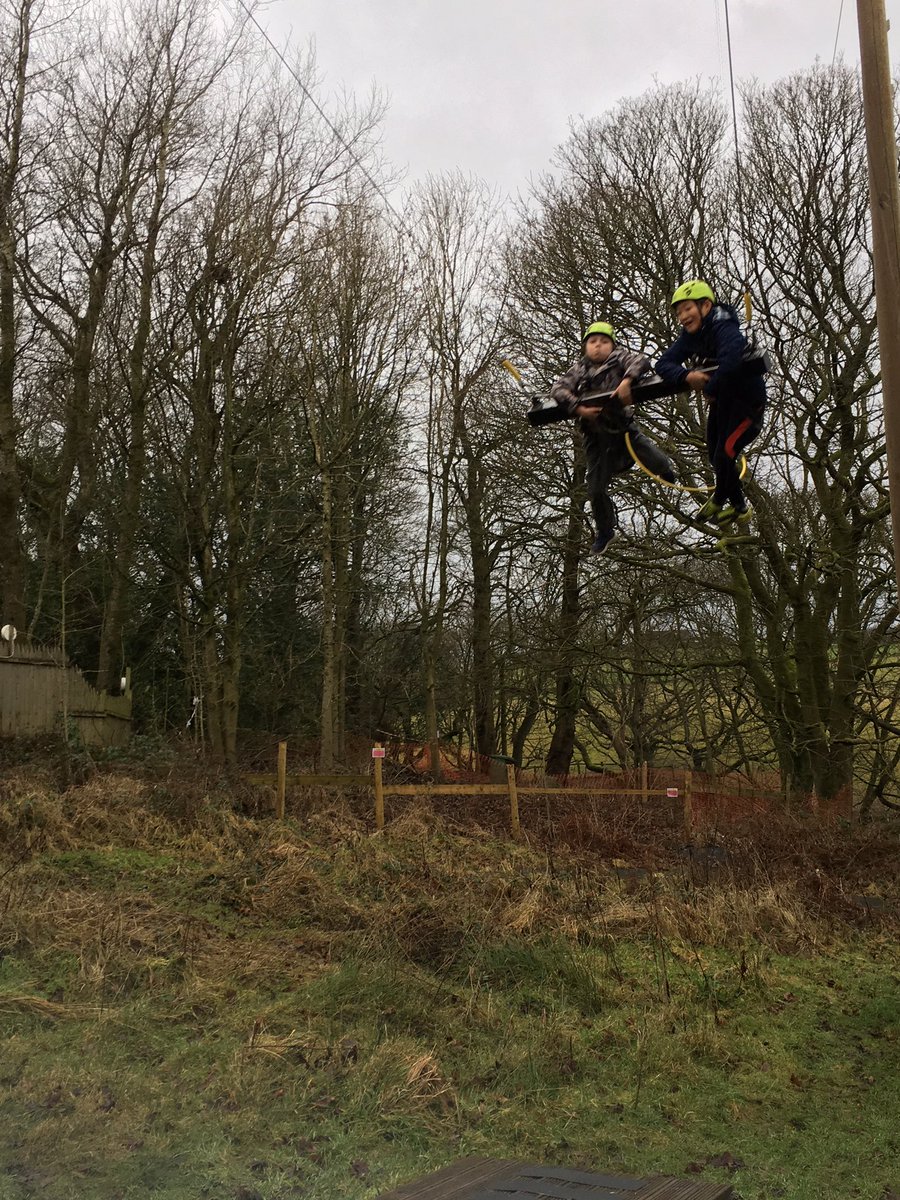 firsprimarysale's tweet image. #Year5 Ridge group enjoying the giant swing!#vomitface#chopbanana
