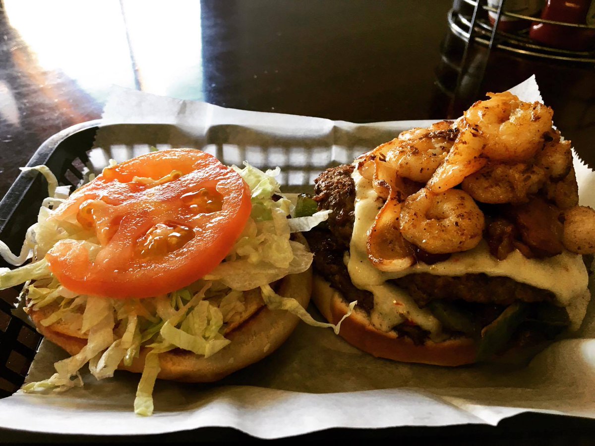 FreretStPoboy's tweet photo. Come stop by and try our NEW Valence St. Surf & Turf! #nola #surfandturf #nolaeats #freretstpoboys #nolablog #travelchannel https://t.co/VeQRbDI010