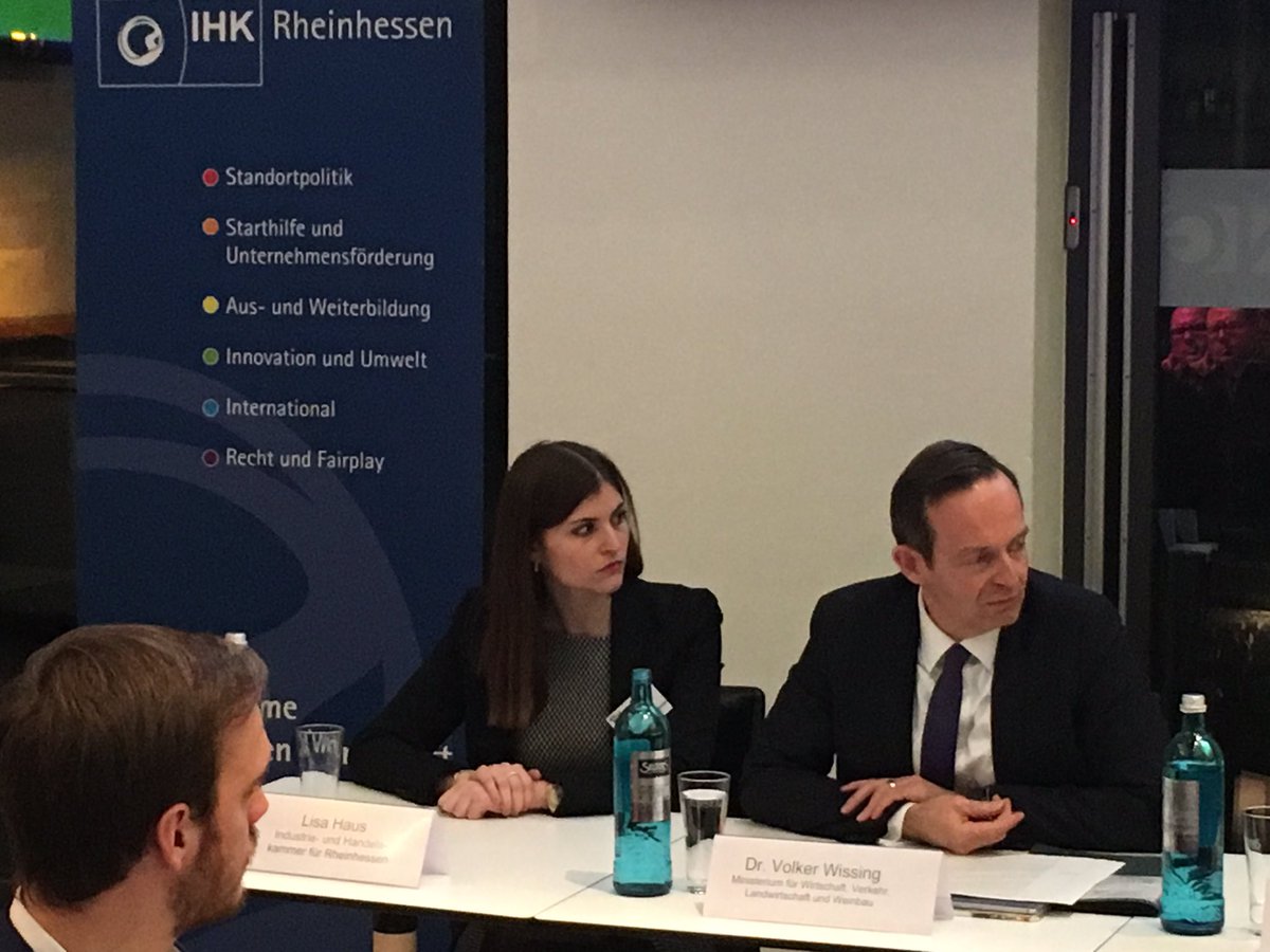 #GründerTreff mit Wirtschaftsminister <a href="/Wissing/">Volker Wissing</a> in #Mainz. Mehr am Freitag ab 12 in #SWR4 #RheinlandPfalz