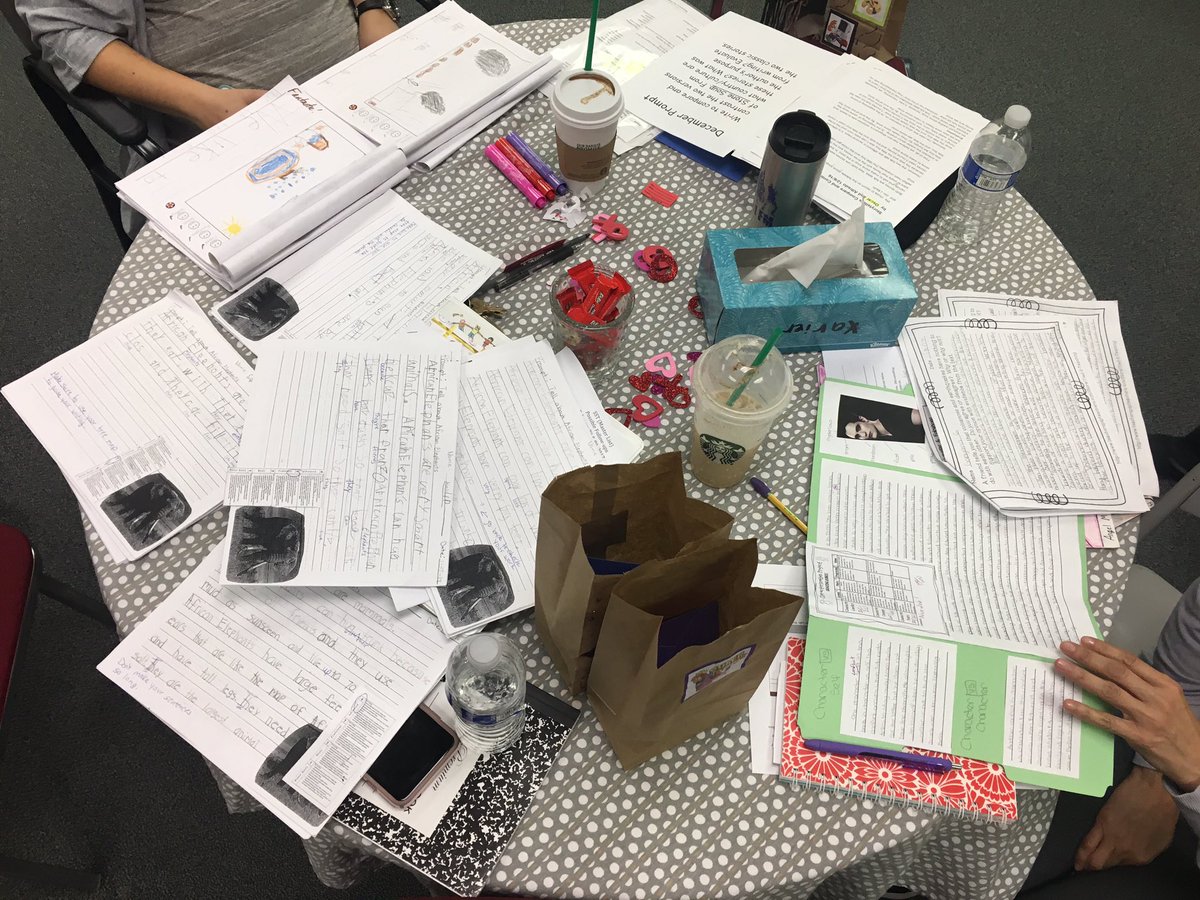 KelloggPUSD's tweet photo. Vertical articulation around writing! #PowerfulProfessionalDevelopment #TeamKelloggIsAwesome!!! @PomonaUnified https://t.co/FNlVGbNCol